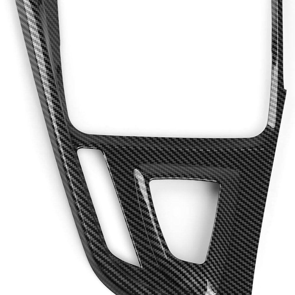 Decoratie autoclant consola schimbator vitezeBMW seria 3 sau 4, carbon
