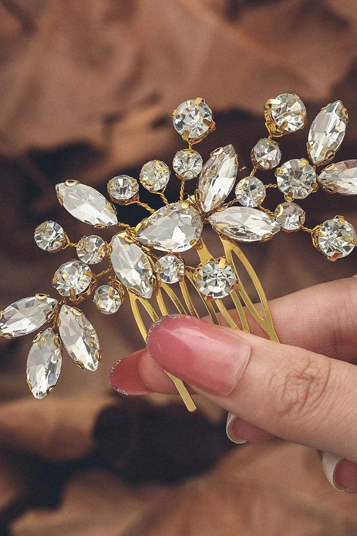 Accesorii par mirese tip pieptene, diferite modele, flori, perle