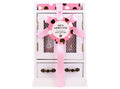 Set cadou cu 3 produse de baie cu aroma trandafir in dulapior alb de lemn, LET´S CELEBRATE