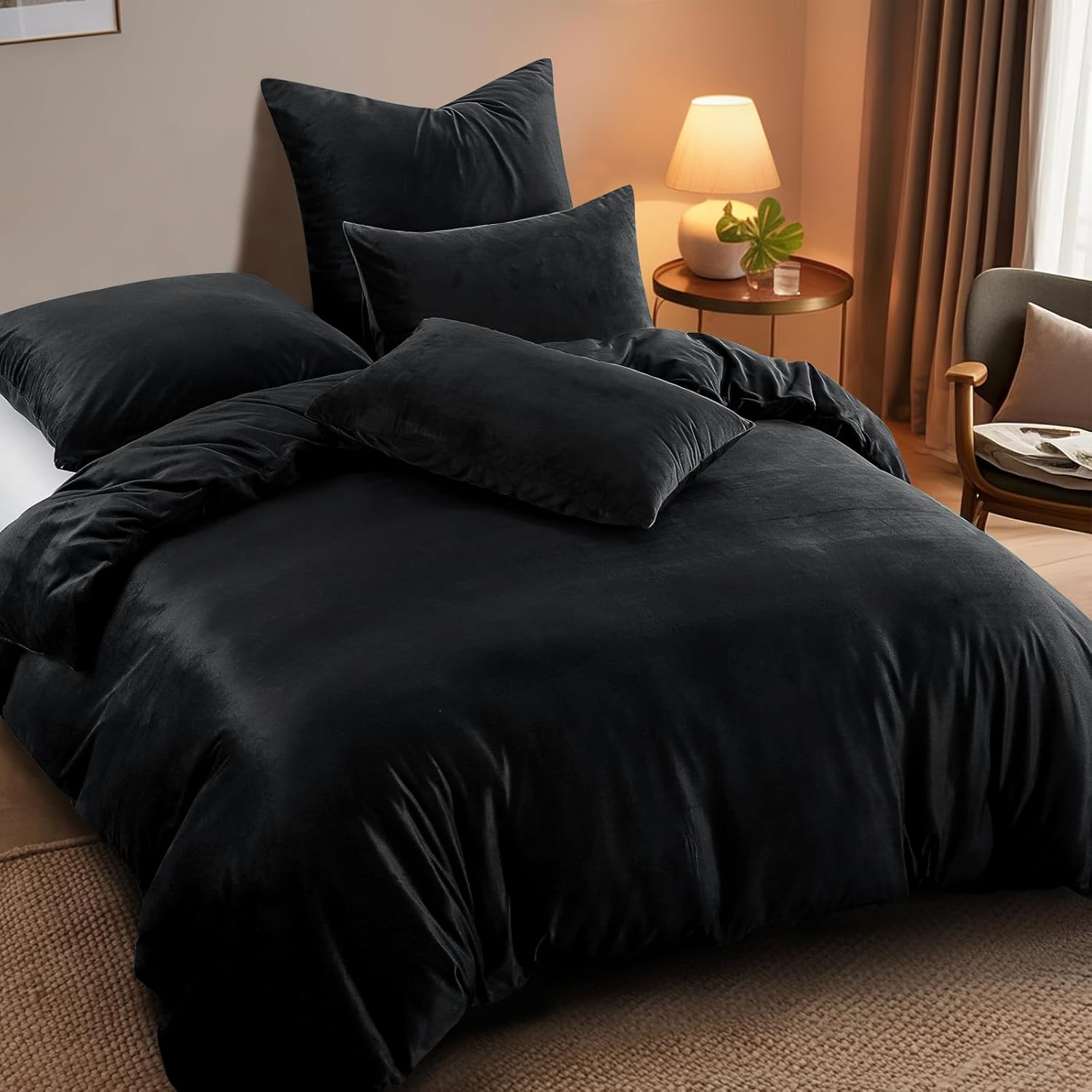Lenjerie pat 3 piese, moale si pufoasa, husa pilota 220x240cm, 2 fete perna 80x80cm, negru