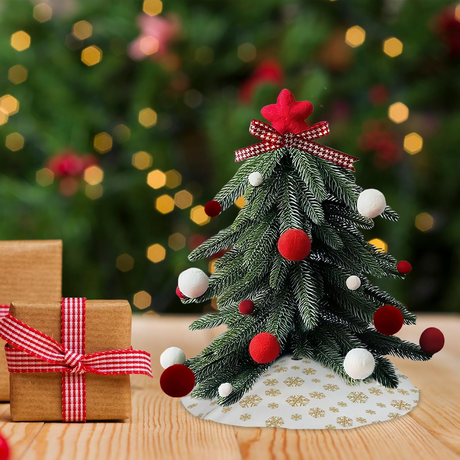 Brad Craciun artificial 40cm cu ornamente